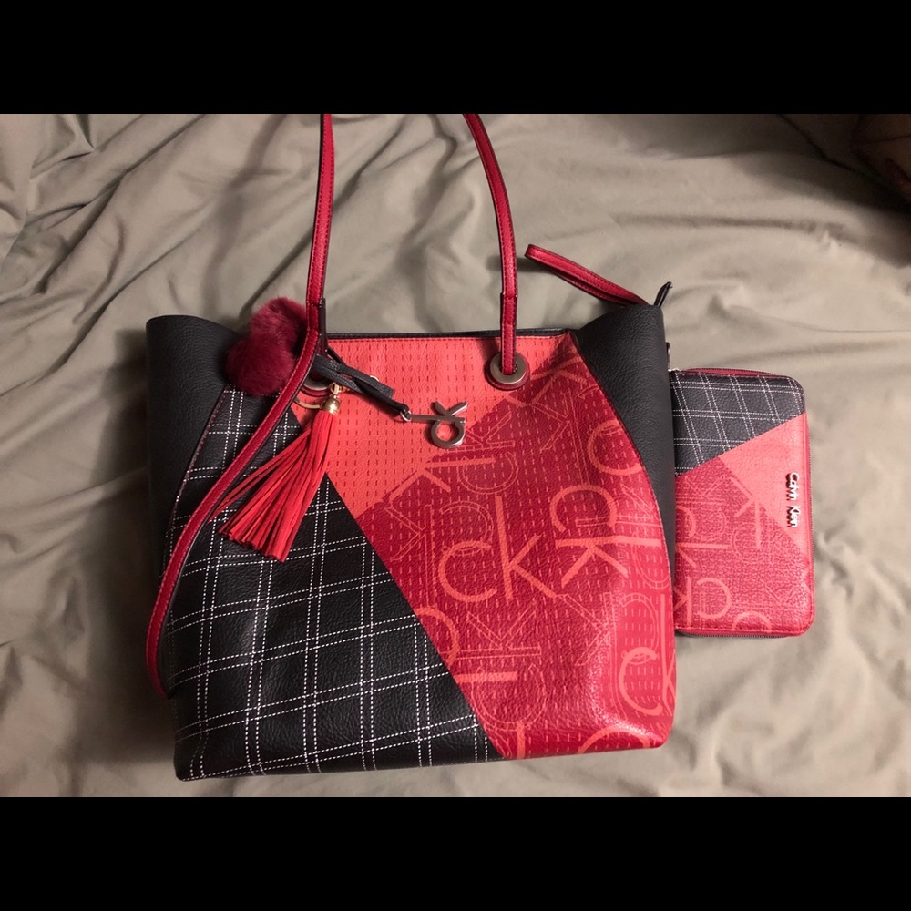 CALVIN KLEIN handbag with wallet